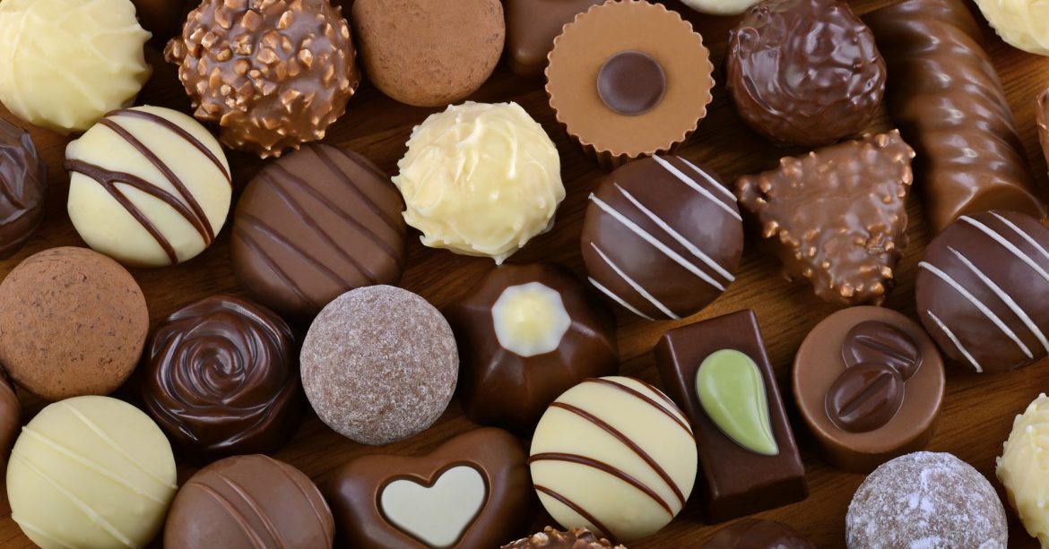 شکلات کادویی هدیه فیفا به تیم مقاوم اولی جهان!!!